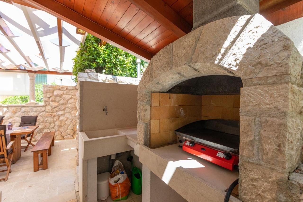 Villa Old Olive, 3Lovelyvillas Подгора Екстериор снимка
