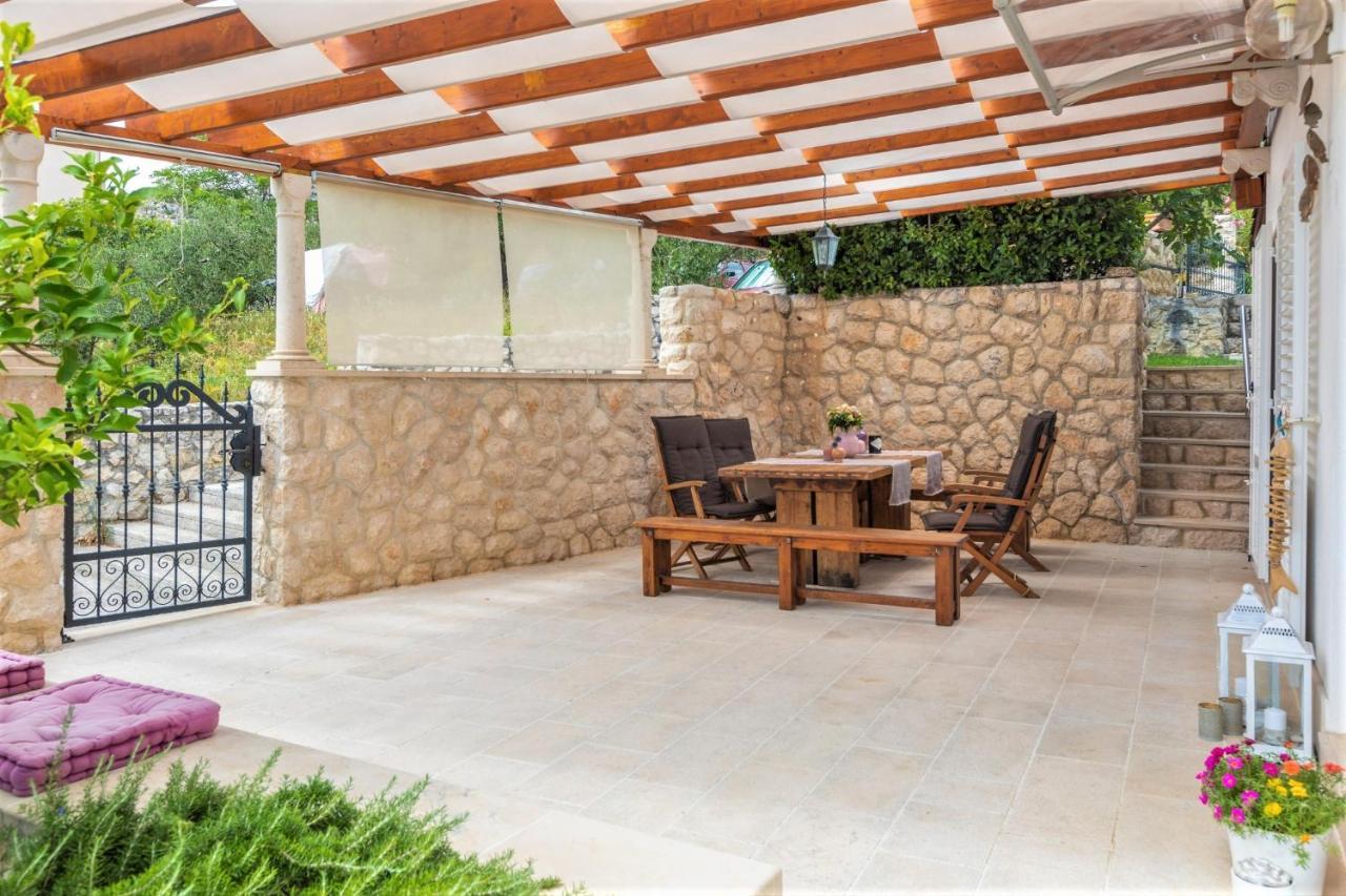 Villa Old Olive, 3Lovelyvillas Подгора Екстериор снимка